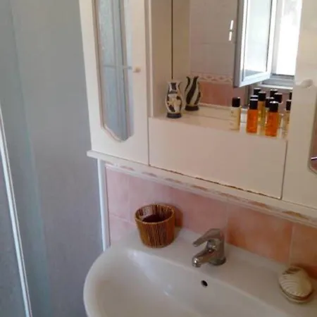 Rudy Arenaile Bed & Breakfast 4*